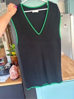 Babaton Black V-Neck Knit Sleeveless Sweater with Green Trim